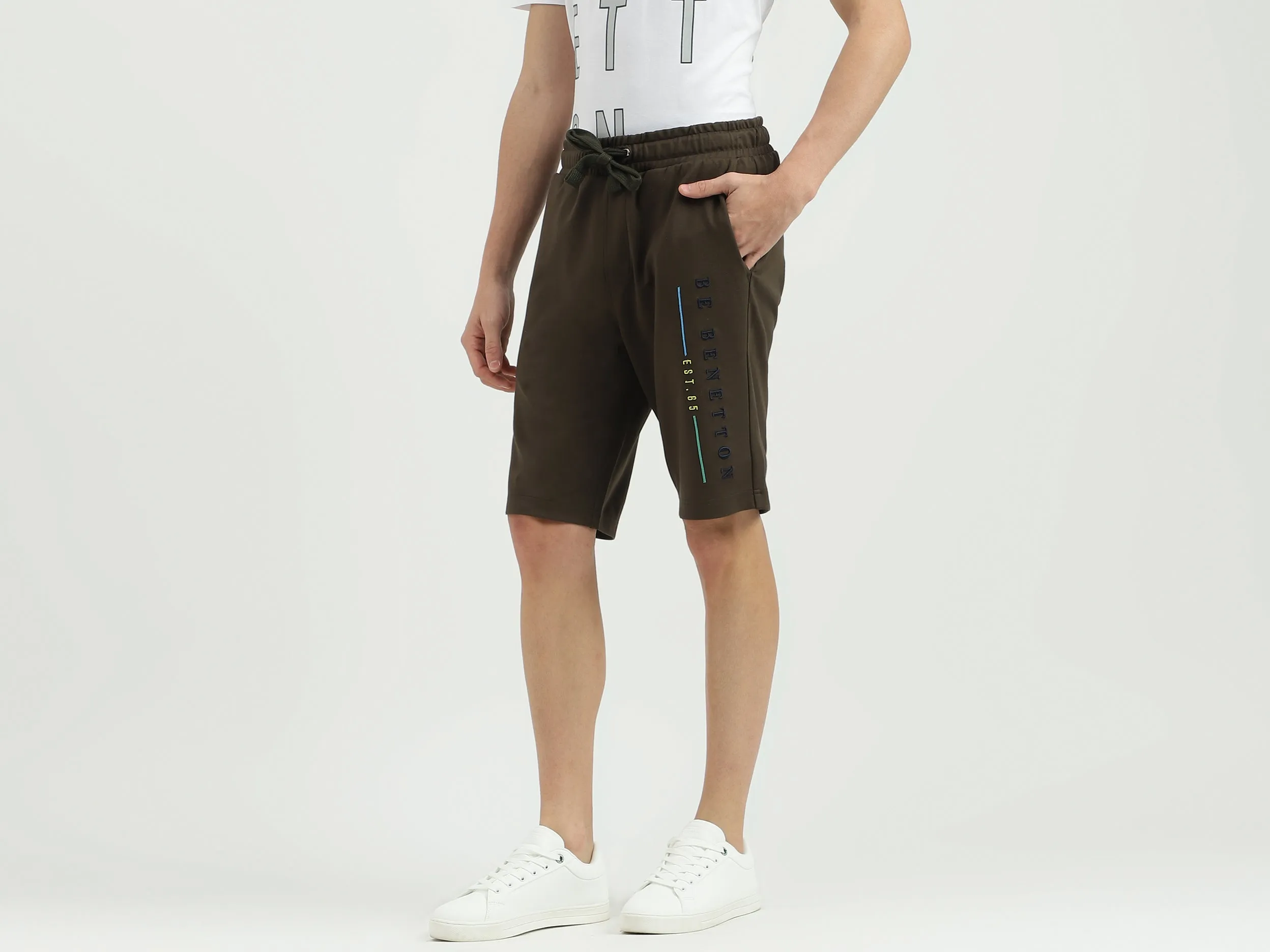Embroidered Regular Fit Mid Waist Shorts