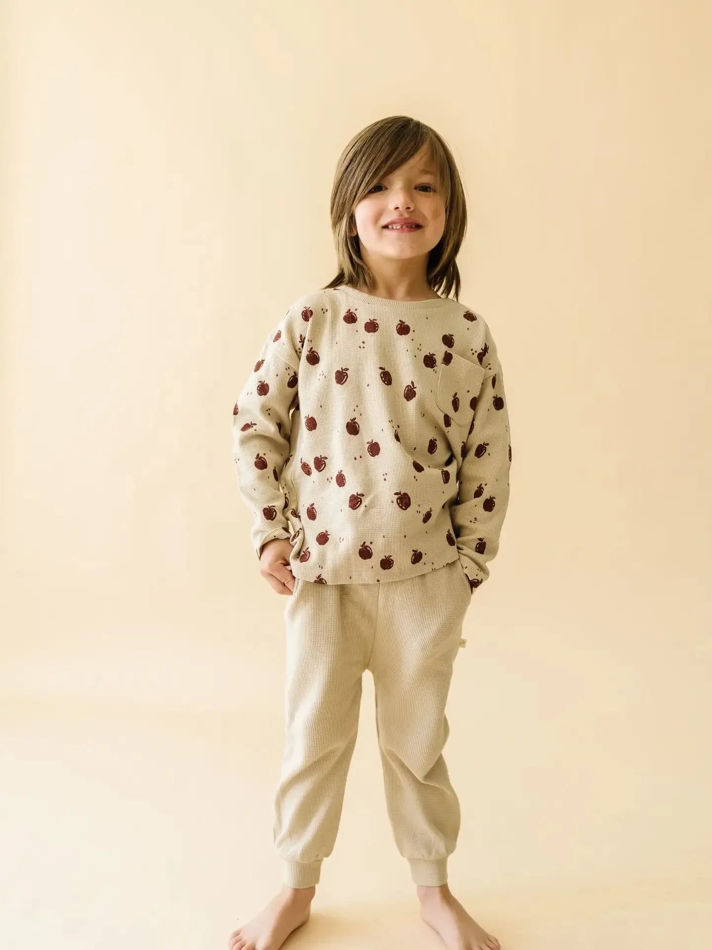 MakeMake Organics - Organic Longsleeve Tee   Pants Set in Orchard