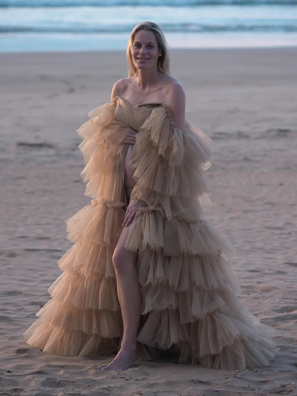 Maternity Photoshoot Dresses - Layered Mocha Tulle Dress - RENTAL