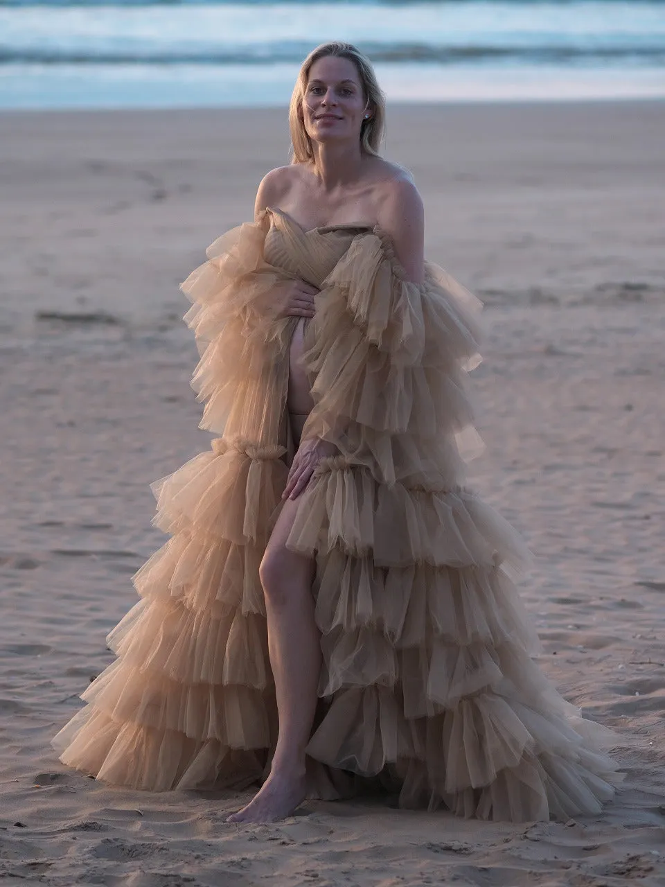 Maternity Photoshoot Dresses - Layered Mocha Tulle Dress - RENTAL