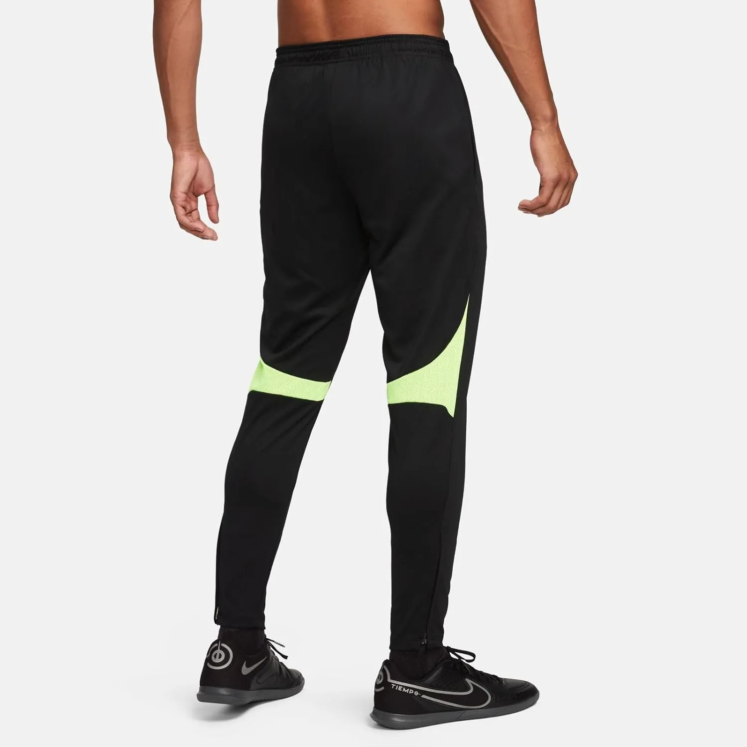 Nike Men's Sport