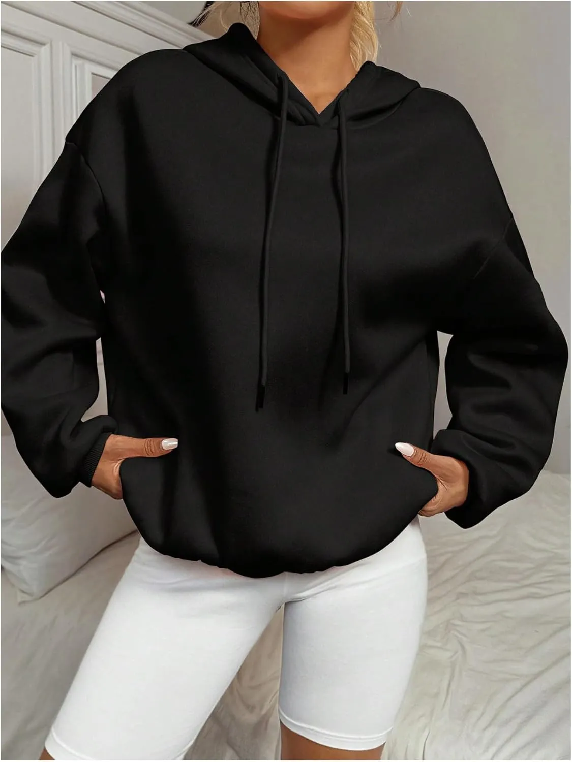 SweatyRocks Women's Graphic Oversized Hoodies Long Sleeve Drop Shoulder Pullover Sweatshirts