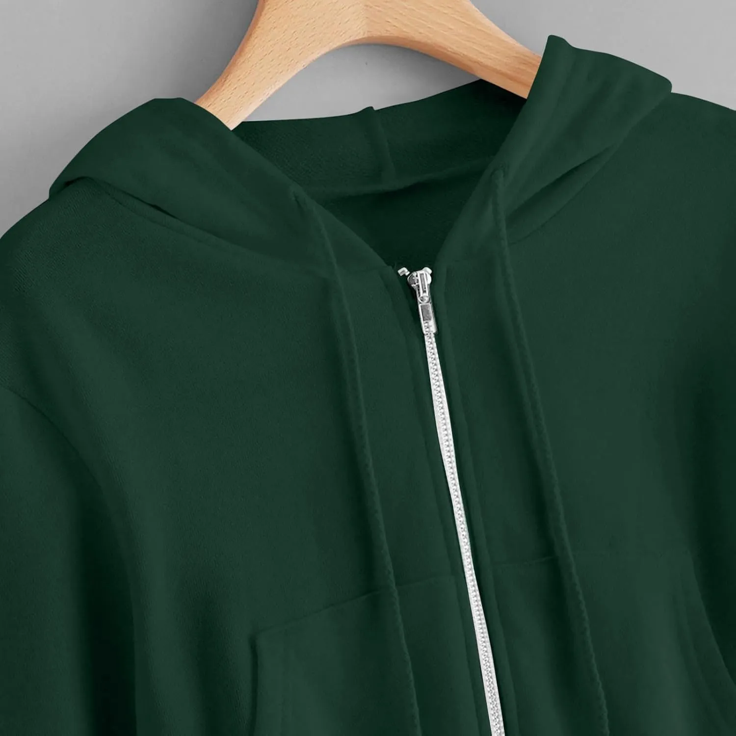 Womens Cropped Hoodies Trendy Fall Solid Drawstring Full Zip Sweatshirts Oversized Long Sleeve Outfits