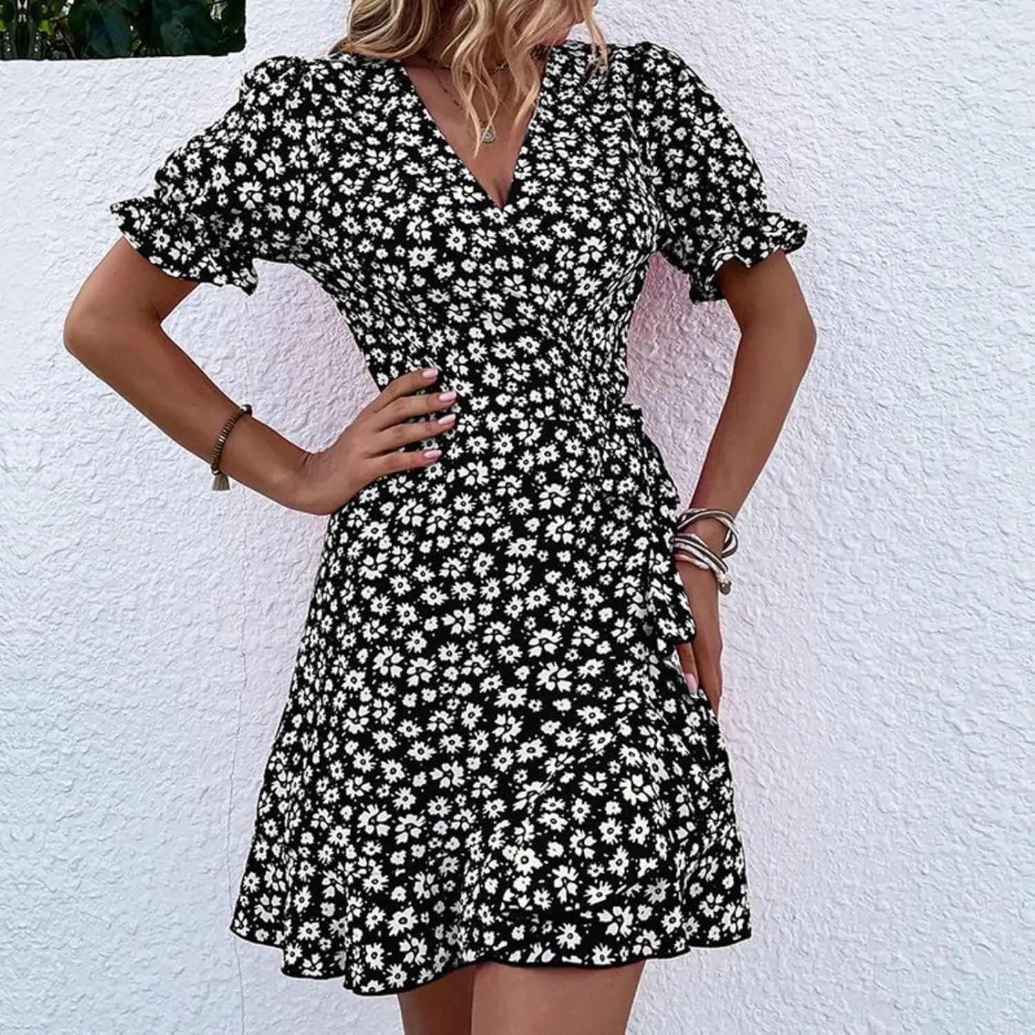 Women's Summer Floral V Neck Mini Dress Vintage Wrap Tie Waist Ruffle Short Sleeve Beach Party Dress